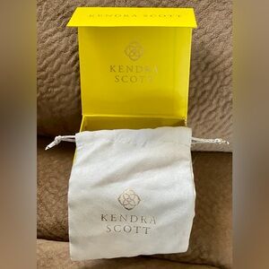Kendra Scott Necklace Gift Box and Jewelry Bag Set